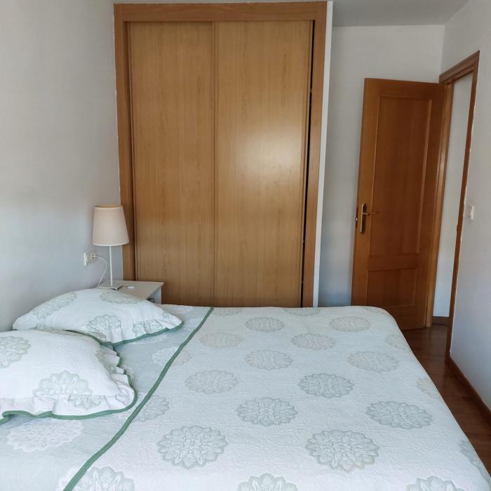 Se vende ático de dos dormitorios en Abesadas