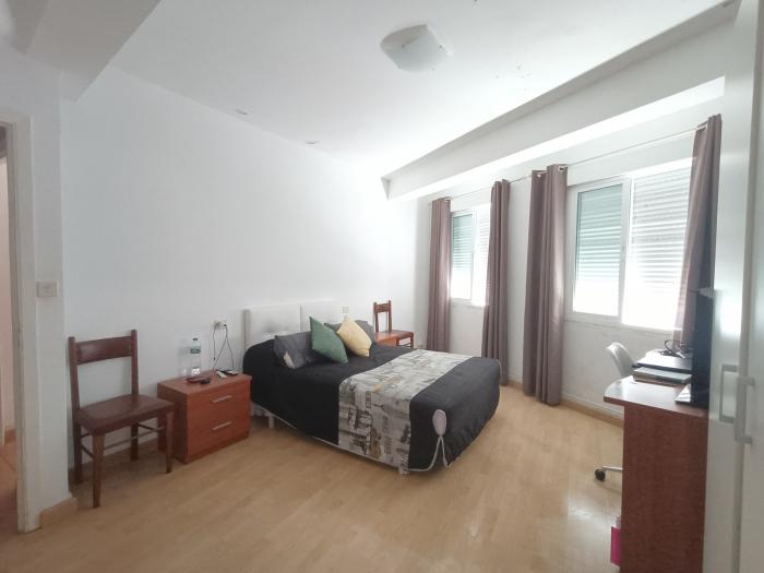 Se vende piso céntrico en Ribeira