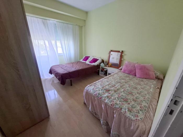 Se vende piso céntrico en Ribeira