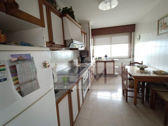 Se vende piso con magníficas vistas en Ribeira