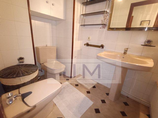 Se vende piso con magníficas vistas en Ribeira