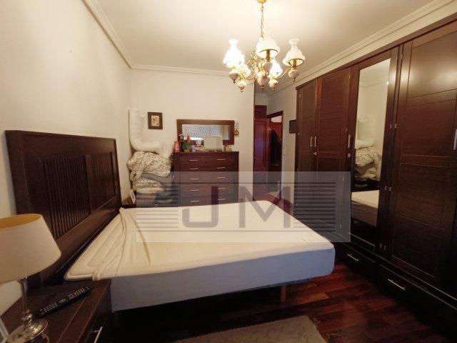 Se vende piso con magníficas vistas en Ribeira