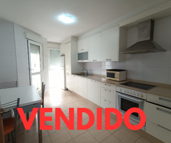 Apartamento de 2 habitaciones con patio