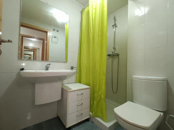Apartamento de 2 habitaciones con patio
