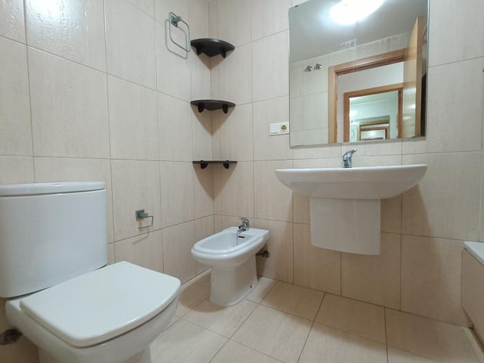 Apartamento de 2 habitaciones con patio
