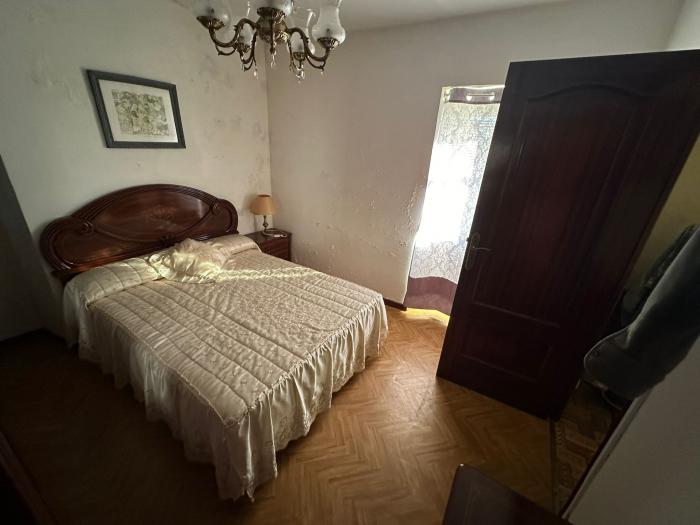 Se vende casa con terreno en Olveira