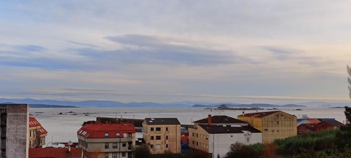 Se vende ático con vistas al mar en Aguiño