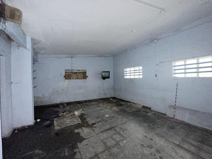 Se vende local comercial en Ribeira