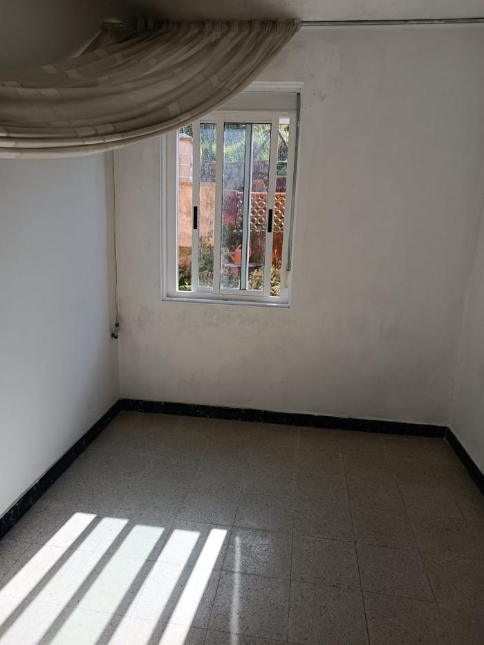 Se vende casa con vistas al mar en la zona del Touro