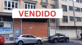 Se vende bajo comercial en Abesadas