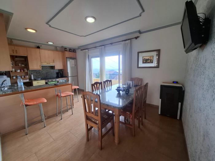 Se vende piso con bonitas vistas en Ribeira