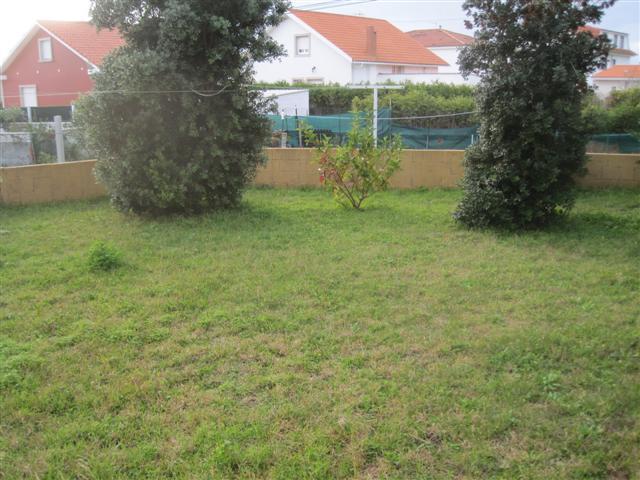 se vende chalet en urbanización en Corrubedo