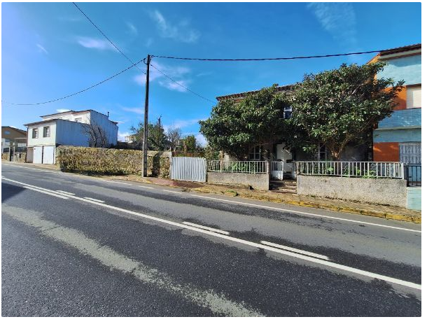 Se vende casa para reformar en Xuño