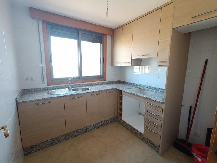 Se vende ático con 2 terrazas y vistas al mar en Aguiño