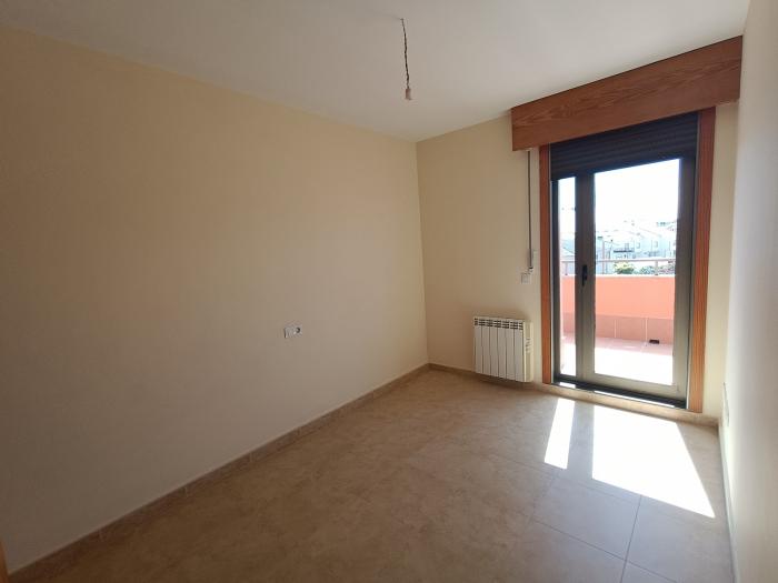 Se vende ático con 2 terrazas y vistas al mar en Aguiño