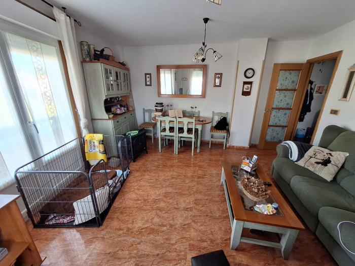 Se vende piso de 3 dormitorios en Castiñeiras