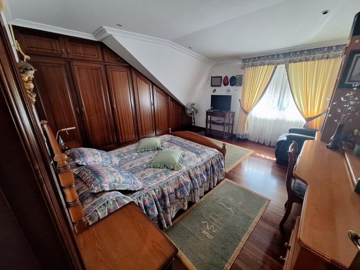 Se vende magnífico chalet en la zona de Areeiros, Castiñeiras
