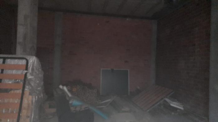Se vende bajo comercial en Abesadas