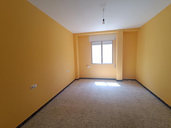 Se vende piso a muy buen precio en Ribeira