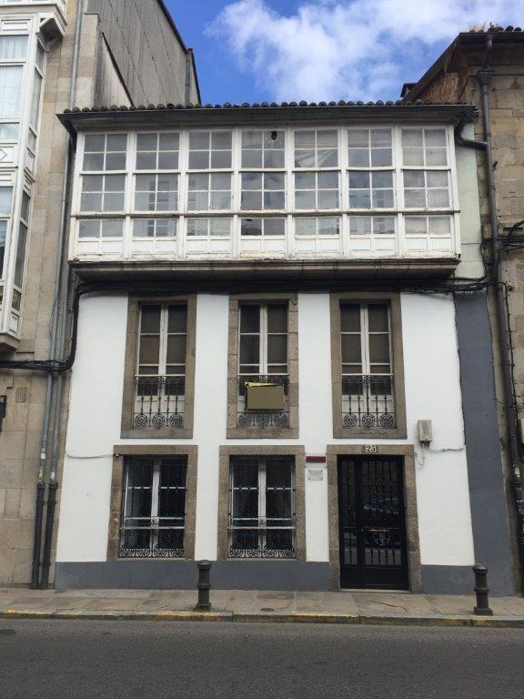 Casa en pleno casco histórico de Santiago