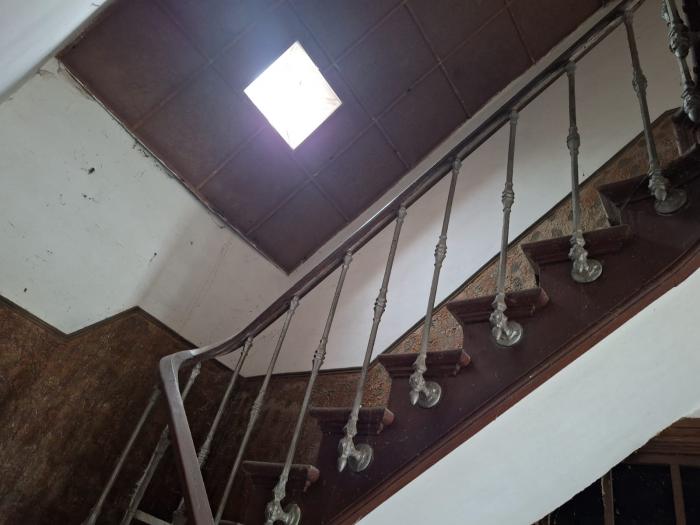 Se vende casa para restaurar en Oleiros