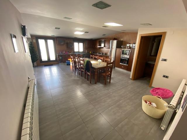 Se vende chalet con piscina en Ribeira