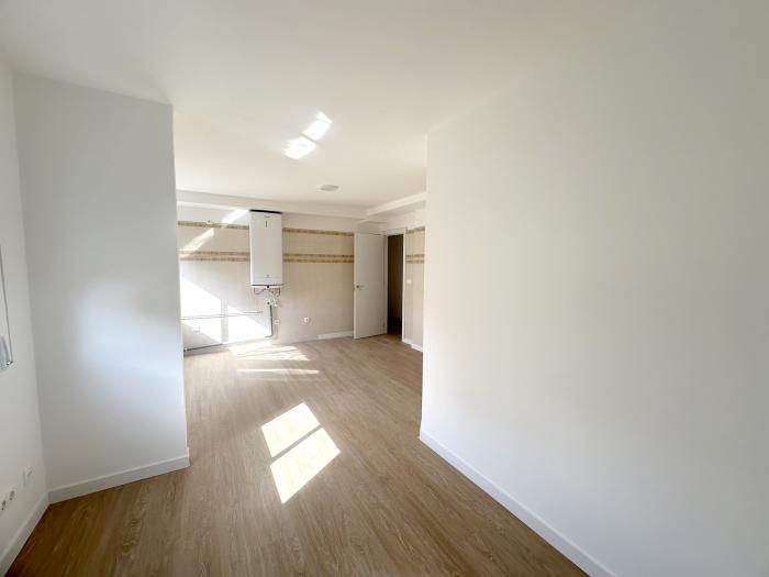 Se vende apartamento de dos dormitorios en obra Carqueixa