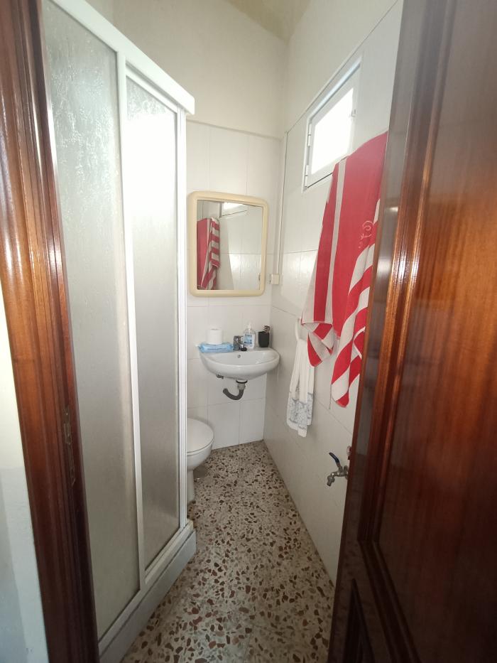 Se vende garaje cerrado en pleno centro de Ribeira