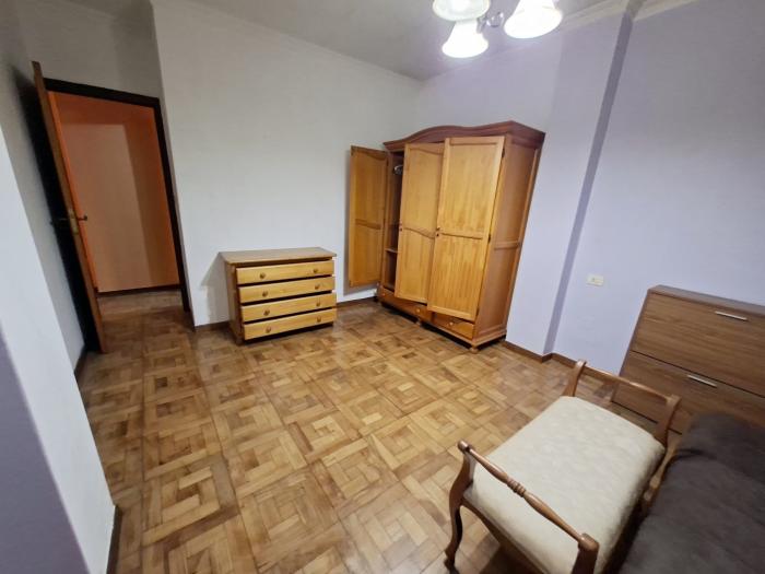 Se vende piso en el centro de Ribeira