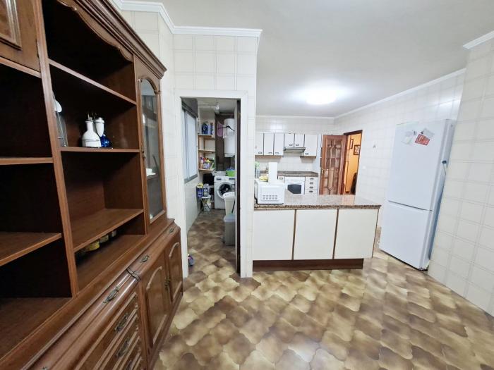 Se vende piso en el centro de Ribeira