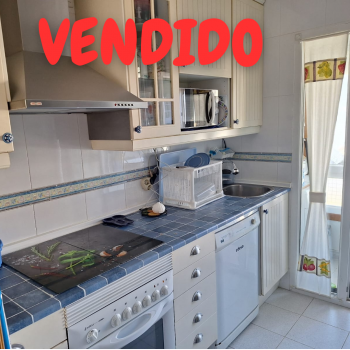 Se vende piso de 3 dormitorios en Castiñeiras