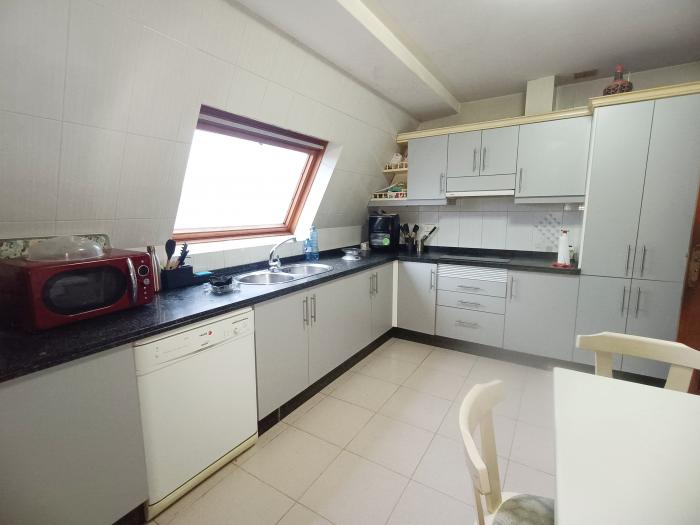 Se vende ático en el centro de Ribeira