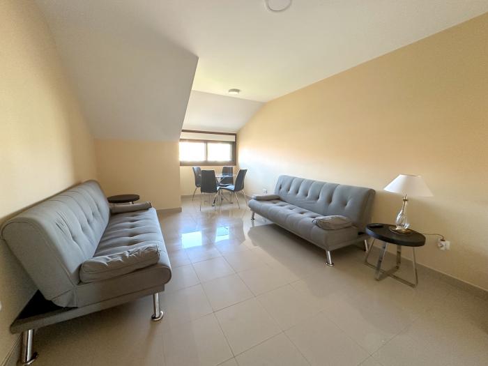 Se vende ático con vistas al mar en Aguiño