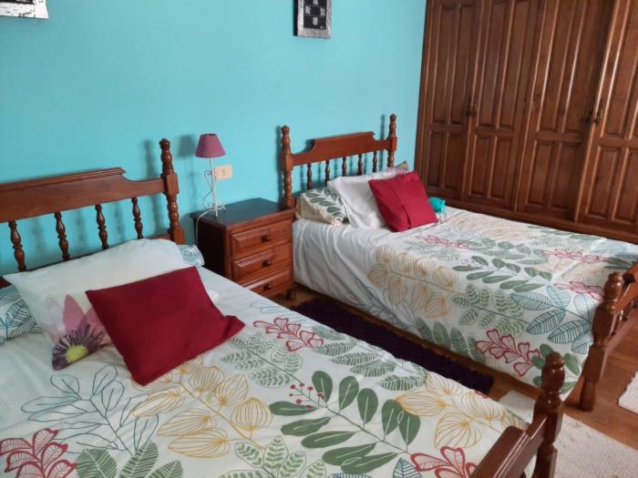 Se vende piso en muy buen estado en Ribeira