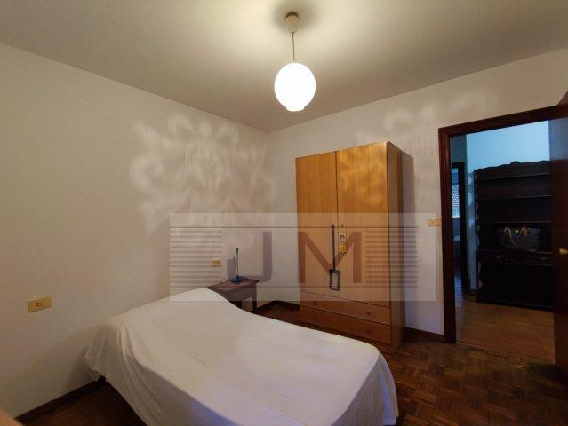 Se vende piso a un paso del ayuntamiento en Ribeira