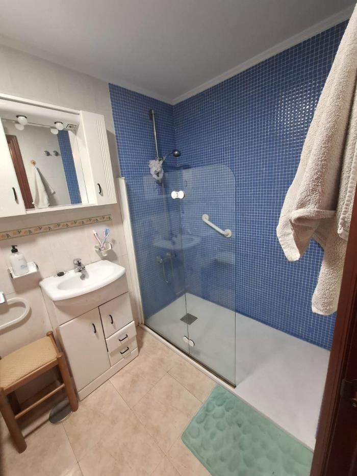 Se vende piso con bonitas vistas en Ribeira