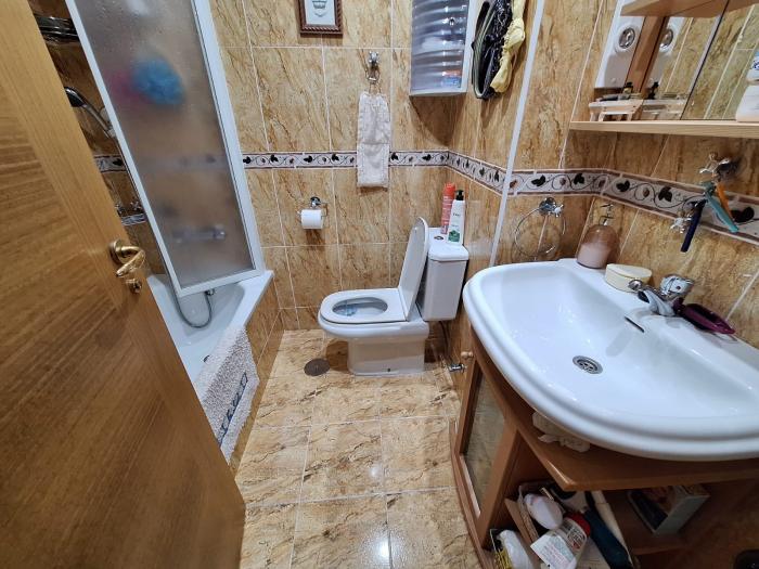Se vende piso de 3 dormitorios en Castiñeiras