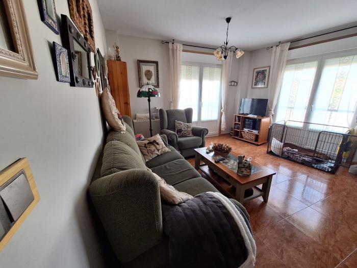 Se vende piso de 3 dormitorios en Castiñeiras
