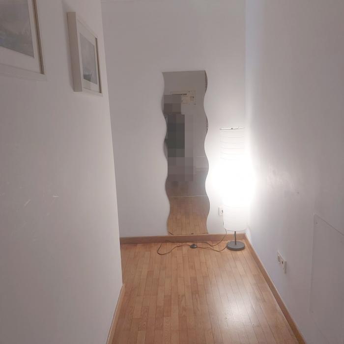 Se vende ático de dos dormitorios en Abesadas