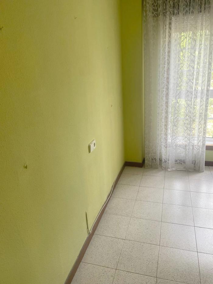 Se vende piso bien situado en Sanxenxo