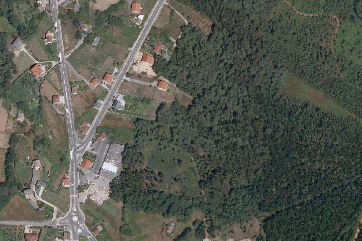 se vende terreno edificable cerca del hospital en Ribeira